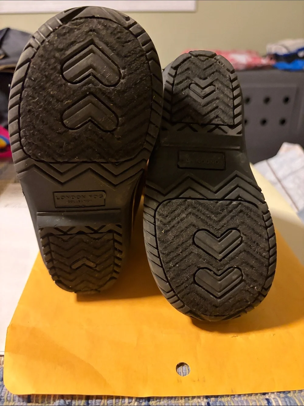 London Fog Kids Brown and Black Insulated Waterproof Snow Boots